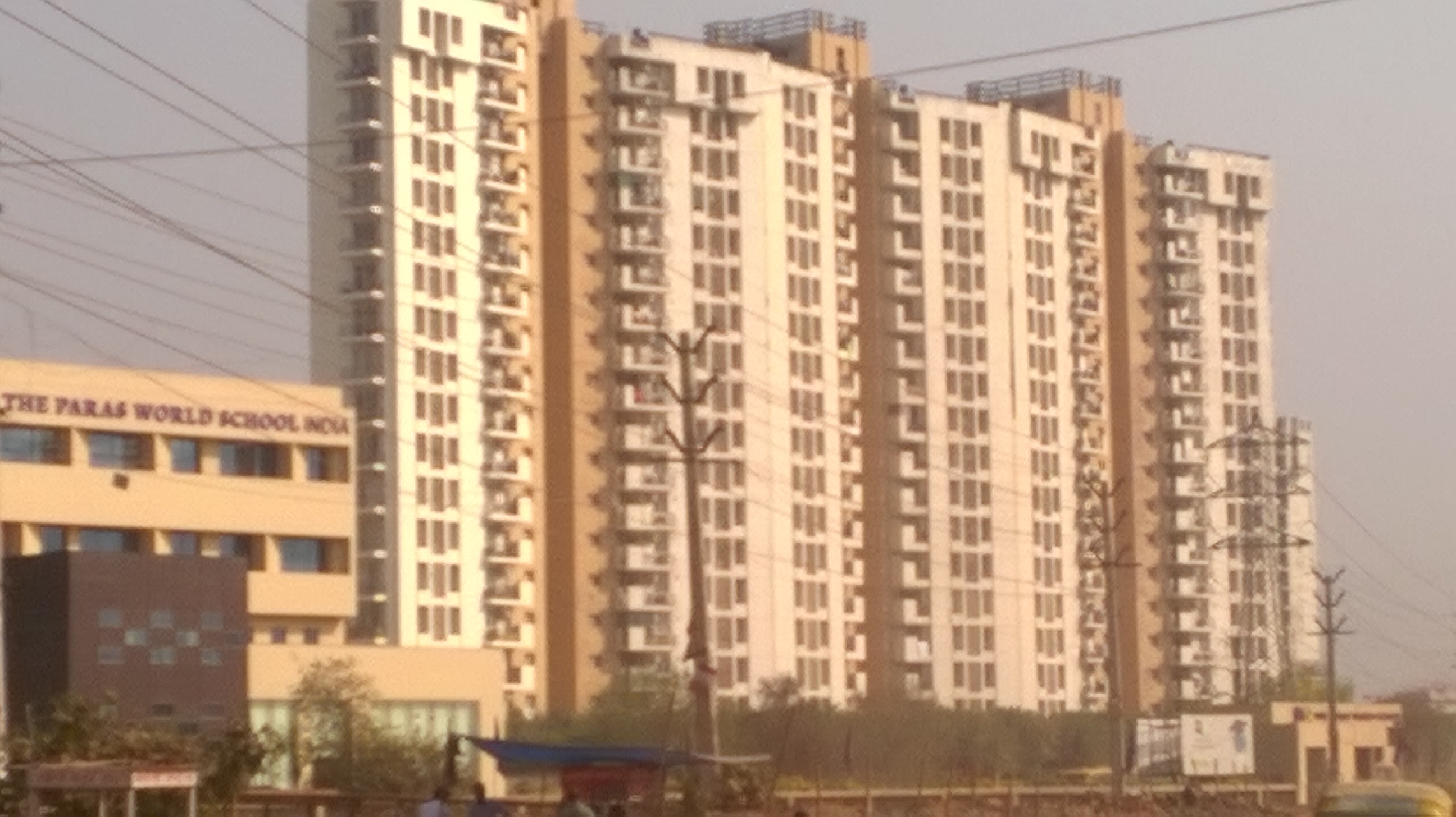 Unitech South City II, Sector 49, Gurgaon 2,3,4 BHK Apartments